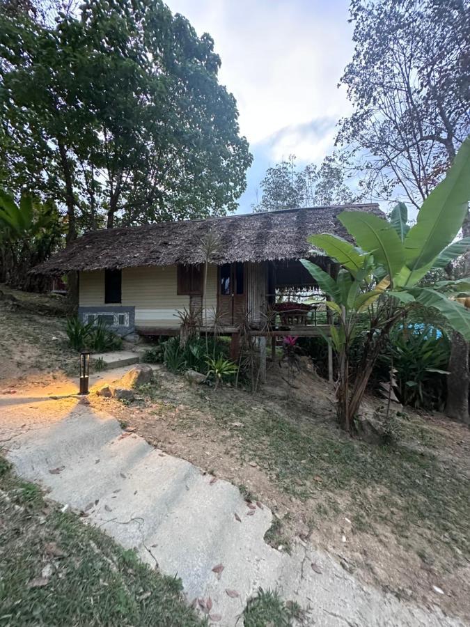 Koh Mook Mountain View Hotel Exterior photo