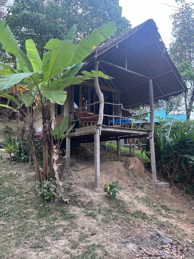 Koh Mook Mountain View Hotel Exterior photo