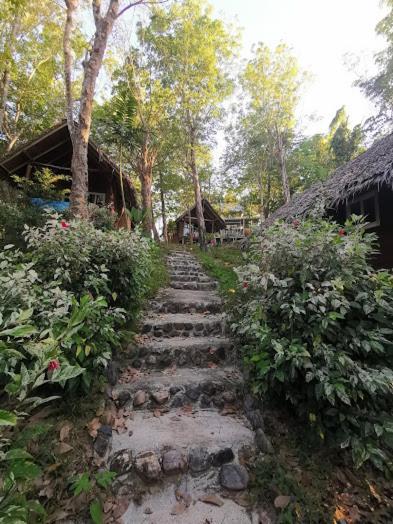 Koh Mook Mountain View Hotel Exterior photo