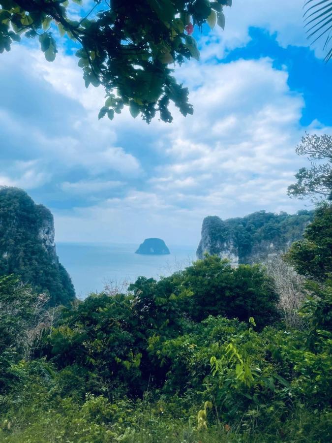 Koh Mook Mountain View Hotel Exterior photo