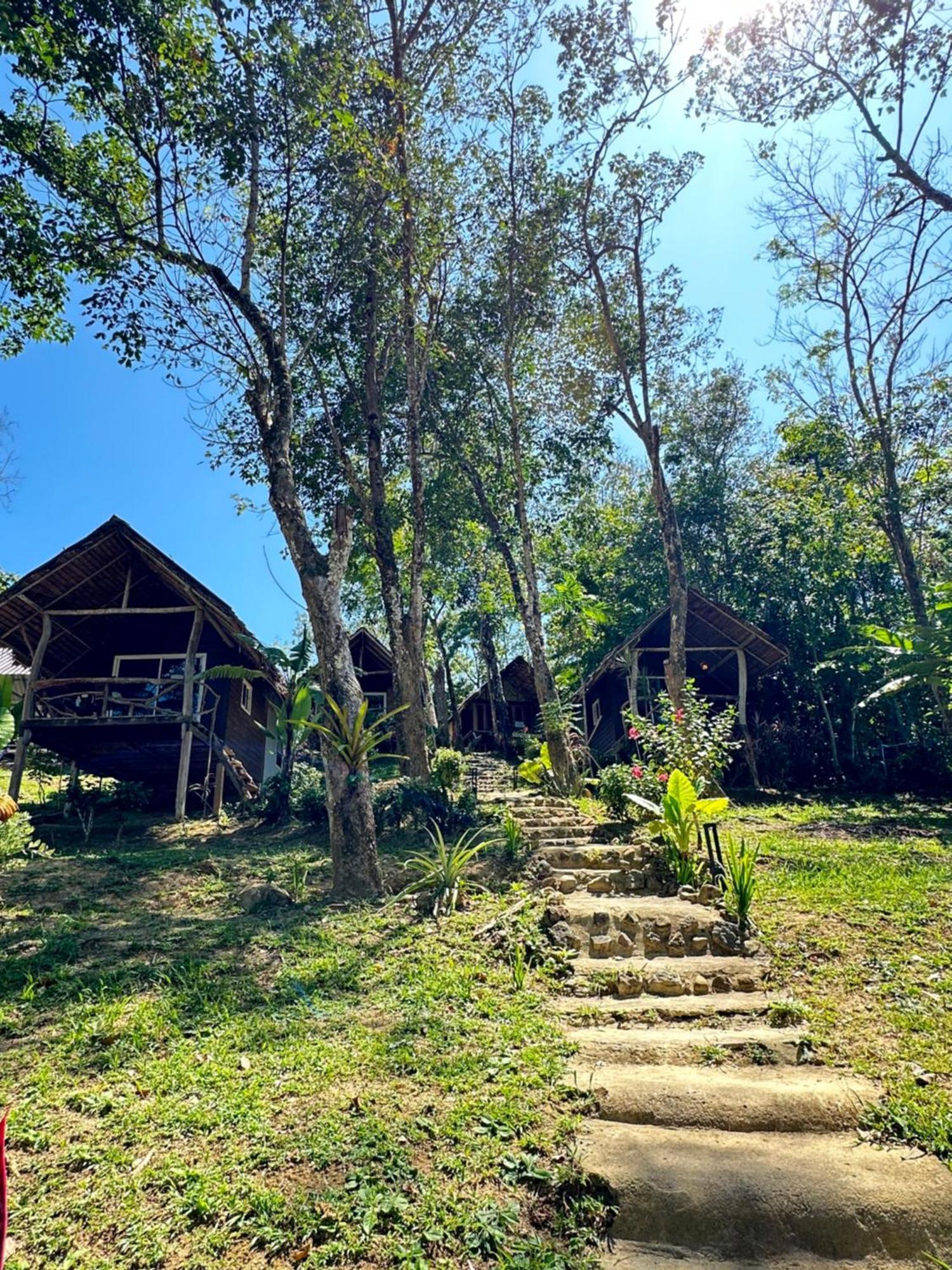 Koh Mook Mountain View Hotel Exterior photo